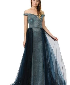 Detachable Tulle Overskirt By Poly USA SK40