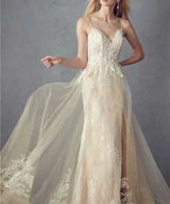 Prom Embroidered Sleeveless Gown By Juliet 249