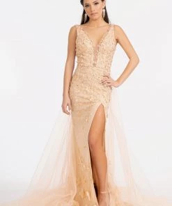 Fitted 3D Floral Applique Gown By Elizabeth K GL3011