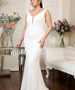 Fitted Lace Bridal Gown By Elizabeth K GL1940