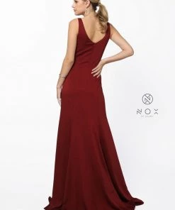 Prom Fitted Long Sleeveless V-Neck Dress By Nox Anabel Q011