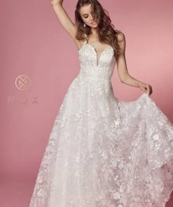 Floral Applique A-line Wedding Dress By Nox Anabel JE922