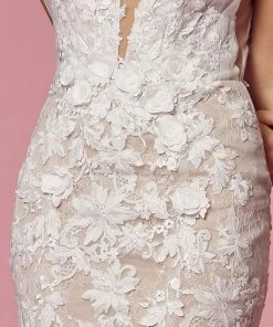 Floral Applique Mermaid Bridal Gown By Nox Anabel JE917