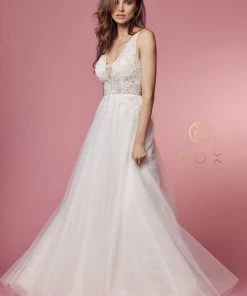 Floral Lace Sleeveless Wedding Dress By Nox Anabel JE920