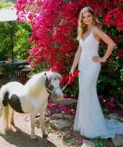 Prom Glitter V-Neck Trumpet Dress With Open Back By Nox Anabel T290