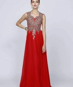 Long Sleeveless Dress With Lace Applique Bodice By Juliet 653 Prom