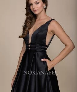 Long V-Neck Cutout Dress With Pockets By Nox Anabel M130