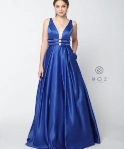 Long V-Neck Cutout Dress With Pockets By Nox Anabel M130