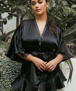 Short Satin Kimono Robe By Cinderella Divine