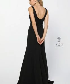 Long Sleeveless Dress With Deep V-Neckline By Nox Anabel Q010 Prom