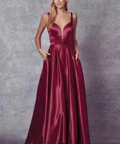 Sleeveless V-Neck Bow Back Gown By Juliet 691