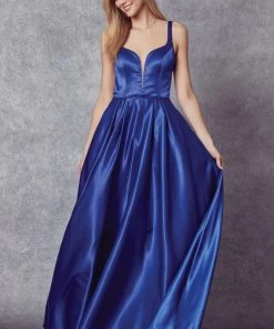Sleeveless V-Neck Bow Back Gown By Juliet 691